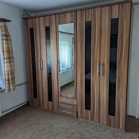 Dvougeneracni Dum Se Zahradou Apartment Vimperk Exterior photo